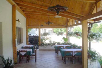 Horvātija Penzión Ravna Gora, Eksterjers